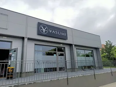YASUMI